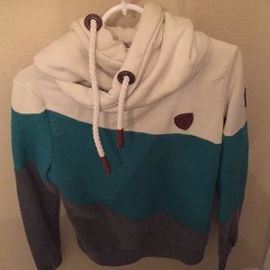 Wanakome medium woman’s sweatshirt